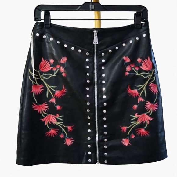 Black Floral Faux Leather Embroidered Stud Skirt - Picture 2 of 7